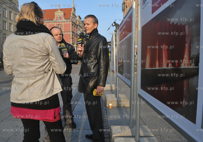 Program IV Polskiego Radia przez caly dzien nadawal...