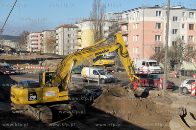 Prace budowlane na Trasie Slowackiego w okolicy ul....