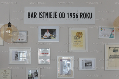 Gdańsk. Bar turystyczny na ul. Szerokiej z nowym wystrojem...
