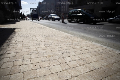 Sopot. Rewitalizacja Al.Niepodleglosci. Wymiana nawierzchni...