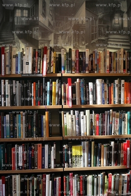 Gdansk. Sw. Ducha.  Otwarcie Biblioteki pod Zolwiem...