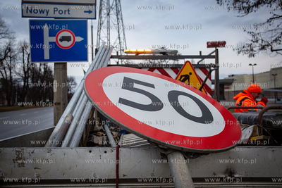 Demontaż znaków ograniczających prędkość do 50...