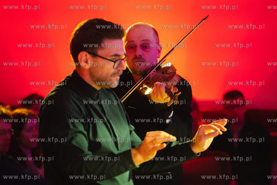 Gdynia. Kościół NSPJ, ul. Armii Krajowej 4626. Festiwal...