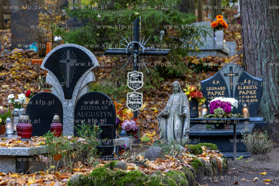 Dzień Wszystkich Świętych na Cmentarzu Srebrzysko....