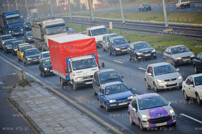 Gdansk. Poranne korki na Armi Krajowej.
07.11.2011
fot....