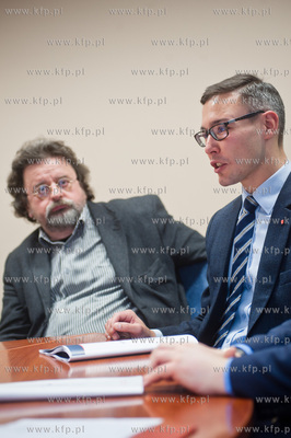 Urzad Miasta Gdanska. Konferencja prasowa podsumowujaca...