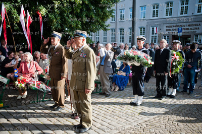 Gdansk. Targ Rakowy. Pomnik  Polskiego Panstwa Podziemnego....