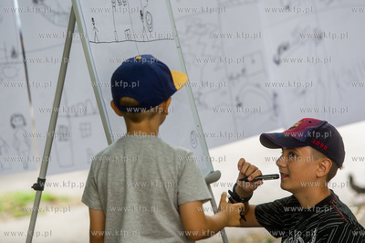 Gdansk. Wielki piknik na placu Swietopelka, zorganizowany...