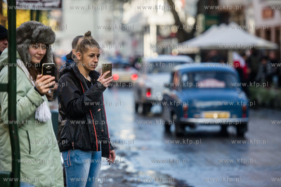 Sopot. Parada zabytkowych wozów strażackich i zabytkowych...