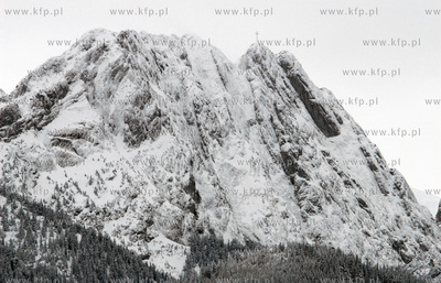 Zakopane - Cyrhla Nz. Widok na Giewont. 20.12.2008...