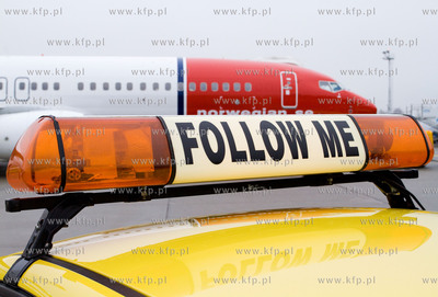 Gdansk, Rebiechowo. Nz. Kogut Follow ME.
08.11.2009
Fot.Sebastian...