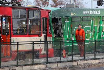 Gdansk, na skrzyzowaniu al.Grunwaldzkiej z Wojska Polskiego.doszlo...
