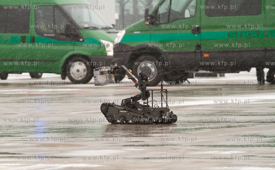 Wojewoda pomorski  przekazal Morskiemu Oddzialowi Strazy...