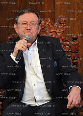 Urzad Miasta Sopotu. Biesiada literacka ze Zbigniewem...