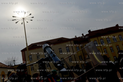 Happening astronomiczny w Akademii Marynarki Wojennej...