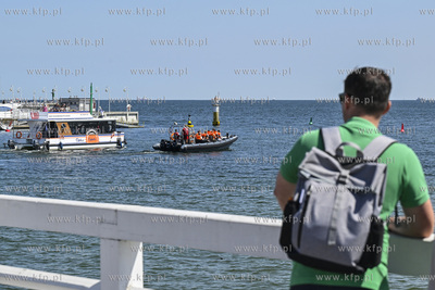 Sopot. Tlumy turystow w Sopocie.  Nz. Molo. 08.07.2023...