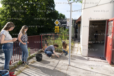 Gdańsk Oliwa. Pracownia Wela Ont Ceramika. Drobne...