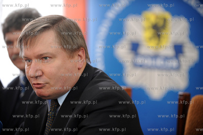 Gdansk, Komenda Wojewodzka Policji. Jerzy Miller, Minister...