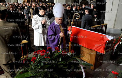 Gdansk. Kosciol sw. Mikolaja. Msza zalobna za posla...