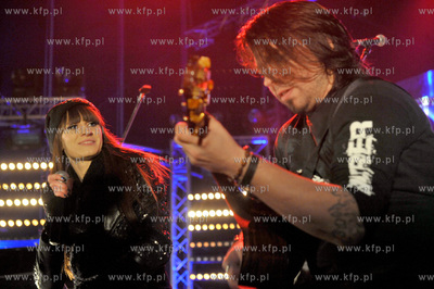 Zabawa sylwestrowa na Targu Weglowym w Gdansku. Na...