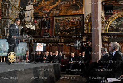 70 urodziny Lecha Walesy. Uroczysta gala wreczenia...