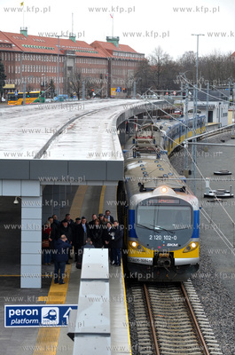 Oficjalne uruchoinienie nowej trasy kolejki SKM Gdansk...