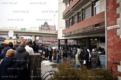 Gdansk. Nabor do policji. Kolejka chetnych do pracy...