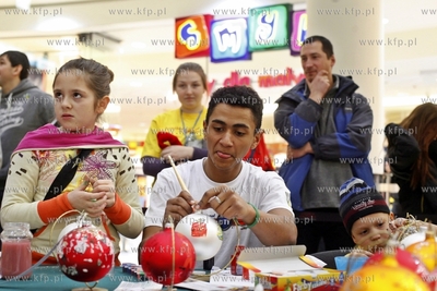 Gdansk. Galeria Baltycka. Wydarzenie charytatywne pt.Gwiazdy...