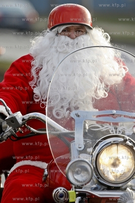 Gdansk. Ul.Marynarki Polskiej. XII edycja parady Mikolaje...