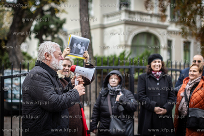 Mieszkańcy kurortu spacerowali w niedzielę z przewodniczką...