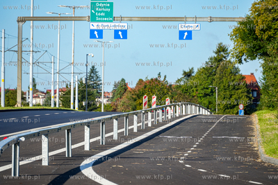 Ekostrada - nowa droga rowerowa w al. Armii Krajowej...