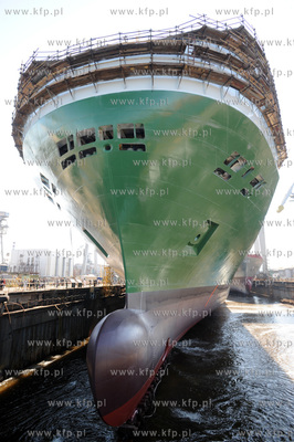 Ostatnie wodowanie w Stoczni Gdynia SA. 196-metrowy...