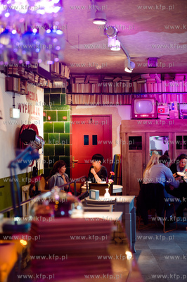 Sopot. Restauracja, bar Spoldzielnia Literacka
09.08.2011
fot....