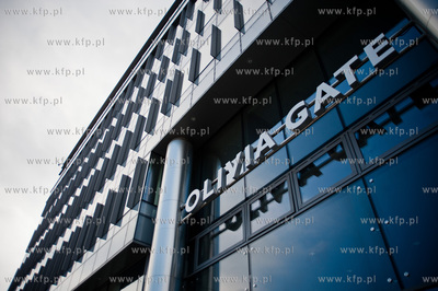 Gdansk. Biurowiec Olivia Gate Business Center. 25.09.2012...