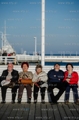 Sloneczne, bardzo cieple, niemal wiosenne, niedzielne...