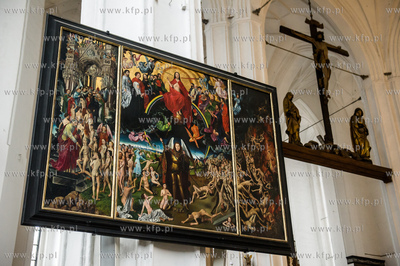 Gdansk. Bazylika Mariacka. Nowe miejsce ekspozycji...