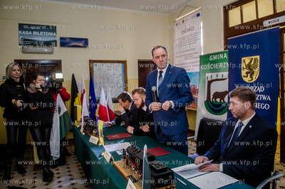 Koscierzyna. Pierwsze w historii bezpośrednie połączenie...