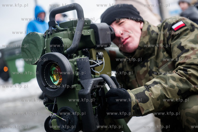 Gdynia. Skwer Kościuszki. Piknik wojskowy pt. Bezpieczna...