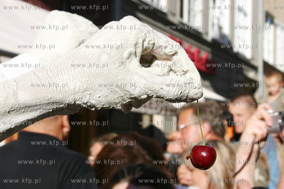 X Miedzynarodowy Festiwal Teatrow Plenerowych i Ulicznych...