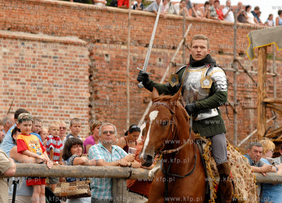 Zamek w Gniewie. XV Turniej Rycerski krola Jana III...