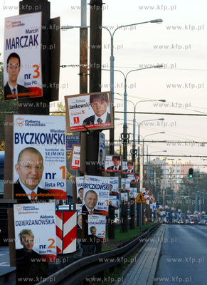 Gdynia ul. Morska

16.10.2006

Fot. Andrzej J....