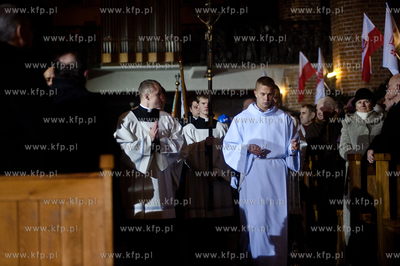 Obchody Grudnia70. Msza swieta  w Bazylice Sw. Brygidy...