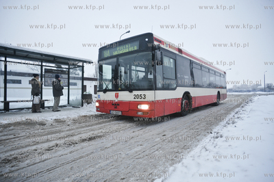 Autobusy ZKM na petli autobusowej przy ulicy Walowej,...