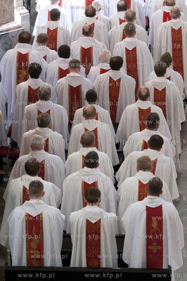 Wielki Czwartek, Msza Krzyzma w katedrze pelplinskiej...