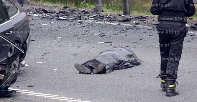 W wypadku samochodowym na obwodnicy Chojnic zginal...