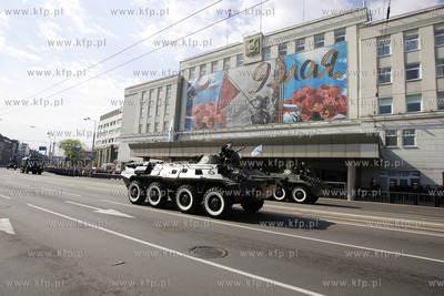 Rosja, Kaliningrad. Parada z okazji 68 rocznicy zwyciestwa...