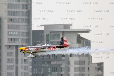 Gdynia - 4. przystanek Mistrzostw Swiata Red Bull Air...