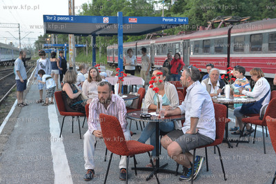 Uroczyste rozswietlenie neonu na dworcu PKP Zakopane.
13.06.2015
Fot....