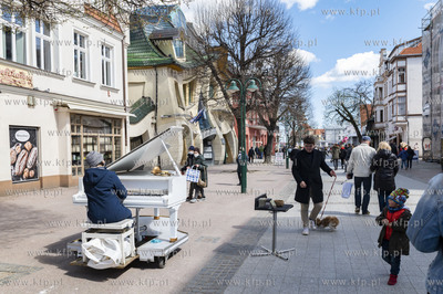 Sopot, ul. Bohaterów Monte Cassino. 24.04.2021 Fot....