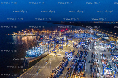 Do DCT Gdańsk zawinął największy kontenerowiec...